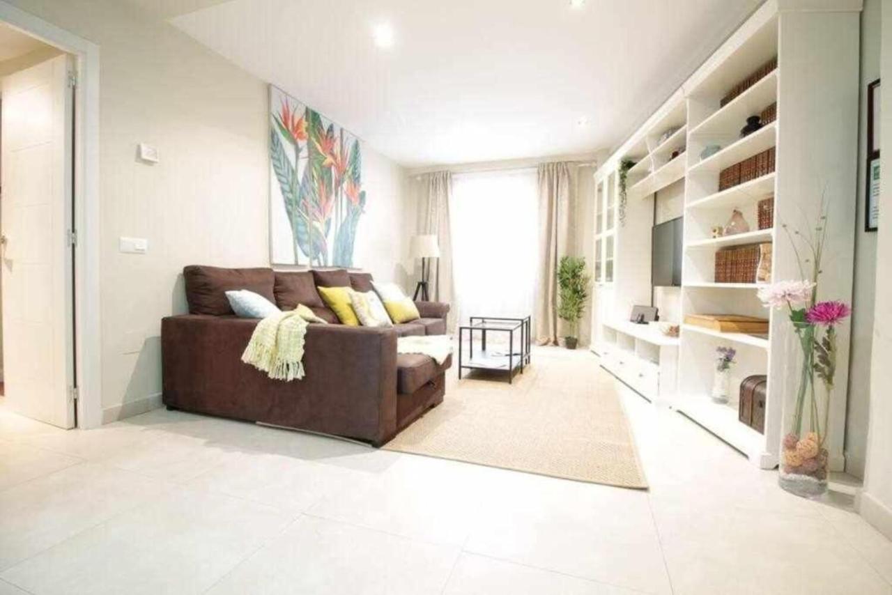 Apartamento Premium Junto A Catedral マラガ エクステリア 写真