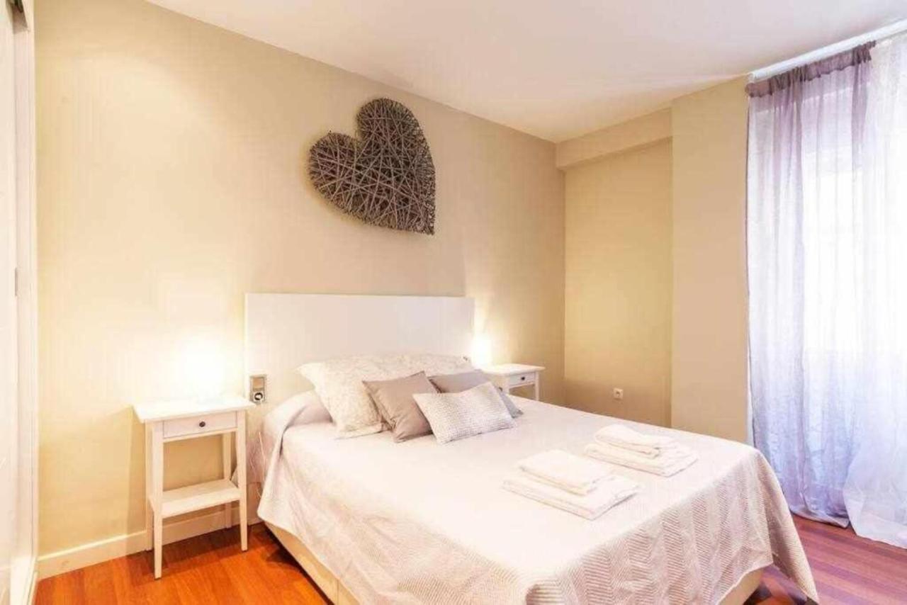 Apartamento Premium Junto A Catedral マラガ エクステリア 写真