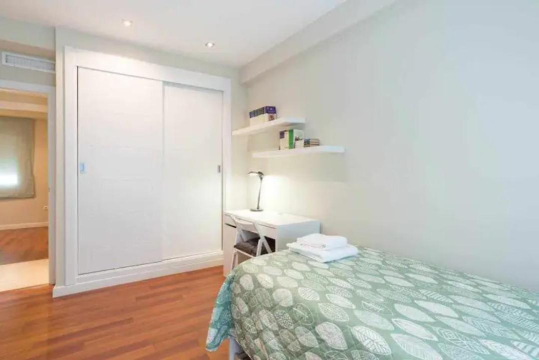 Apartamento Premium Junto A Catedral マラガ エクステリア 写真